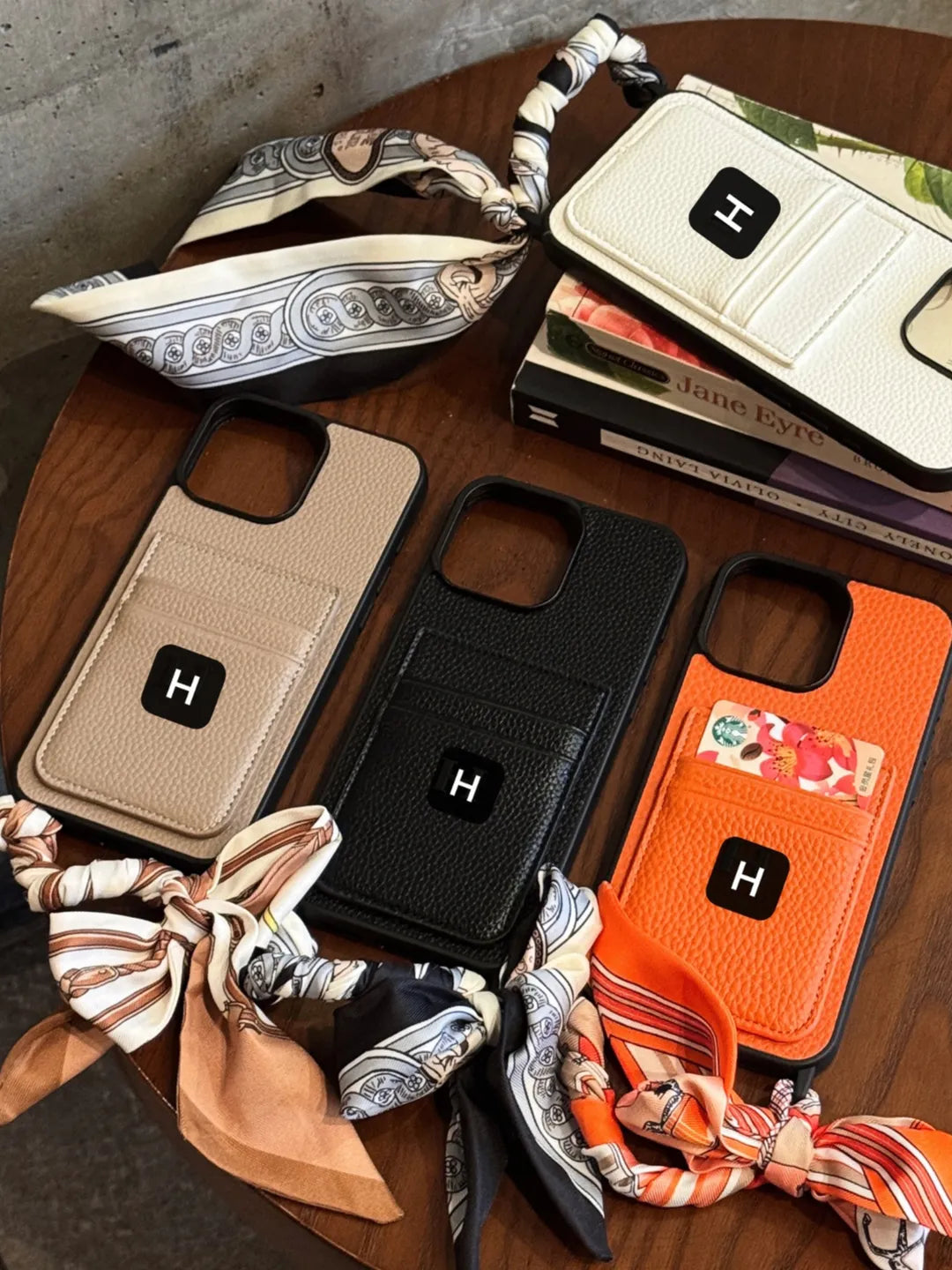 Corven Scarf Case