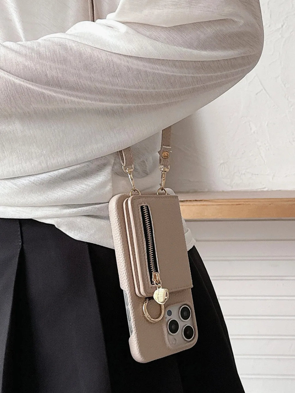 Orvane Crossbody Case