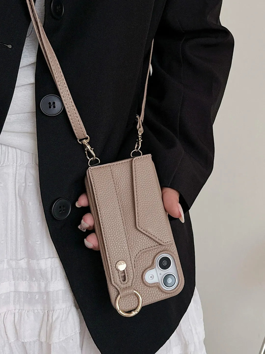 Auvren Crossbody Case