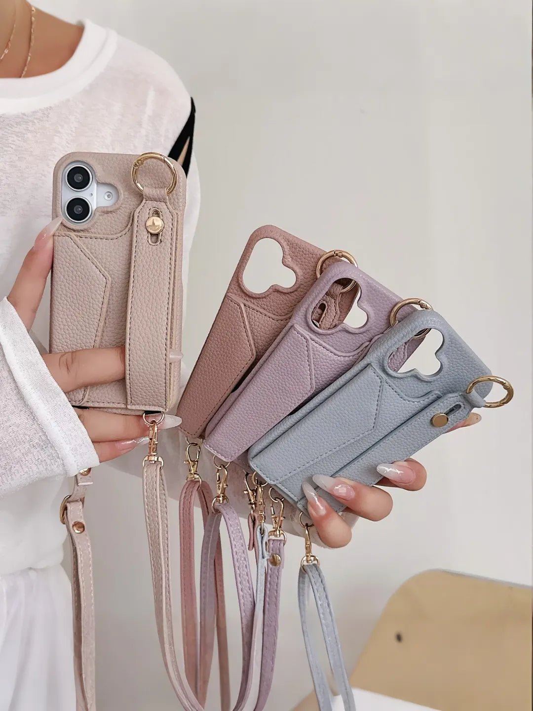 Auvren Crossbody Case