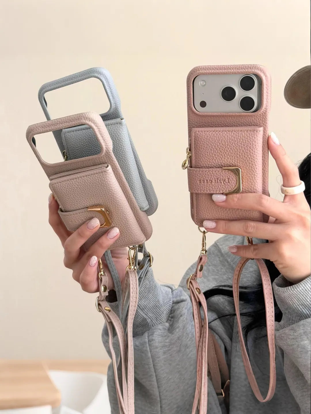 Aveline Wallet Case