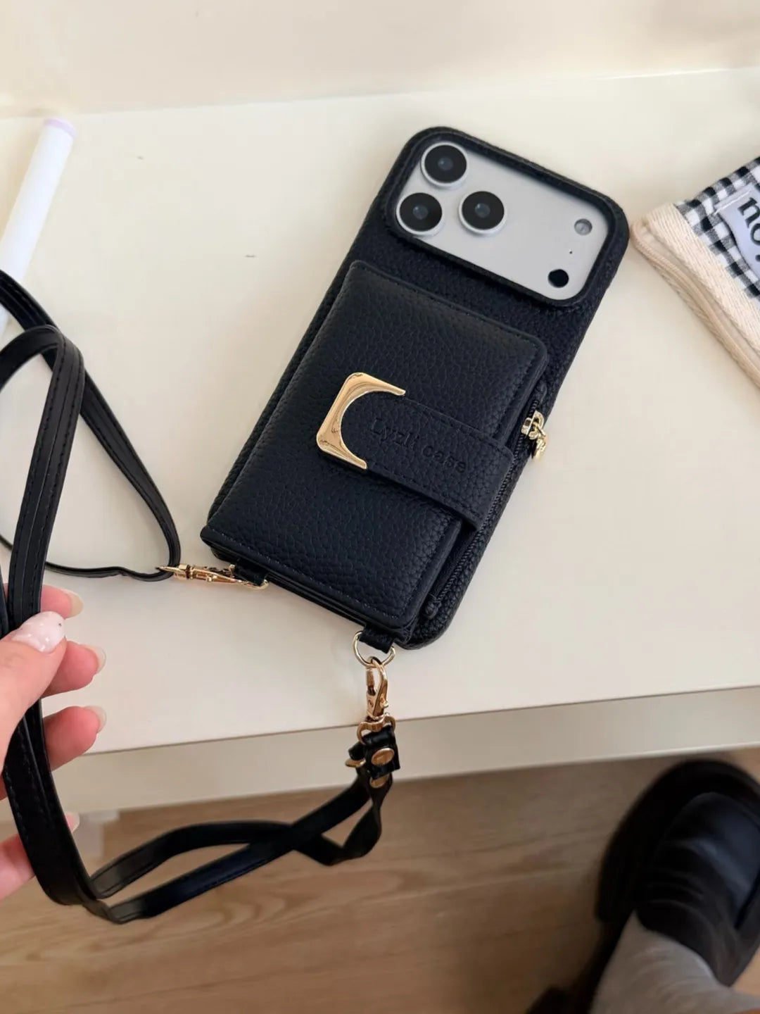 Aveline Wallet Case