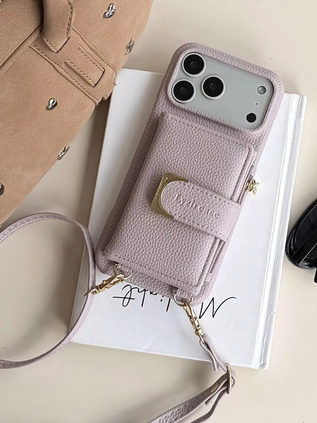 Aveline Wallet Case