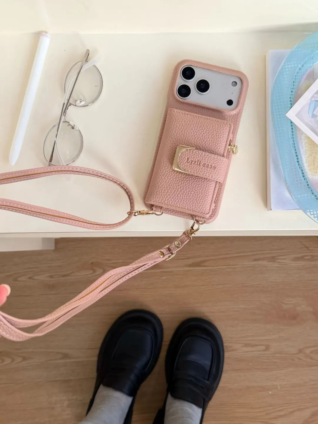 Aveline Wallet Case