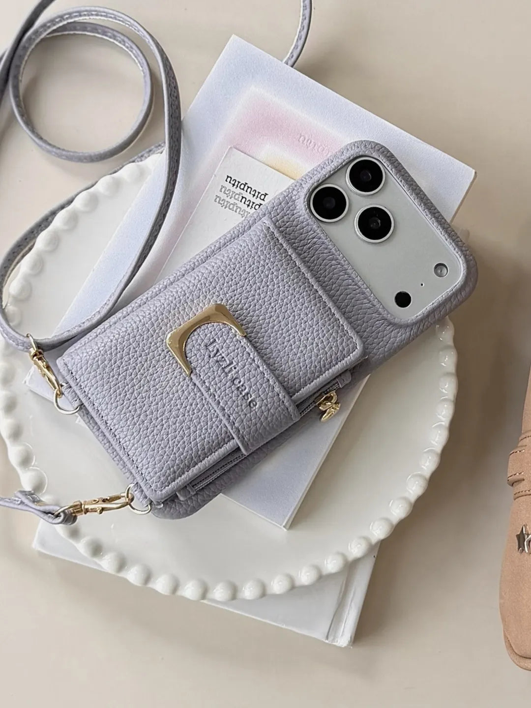 Aveline Wallet Case