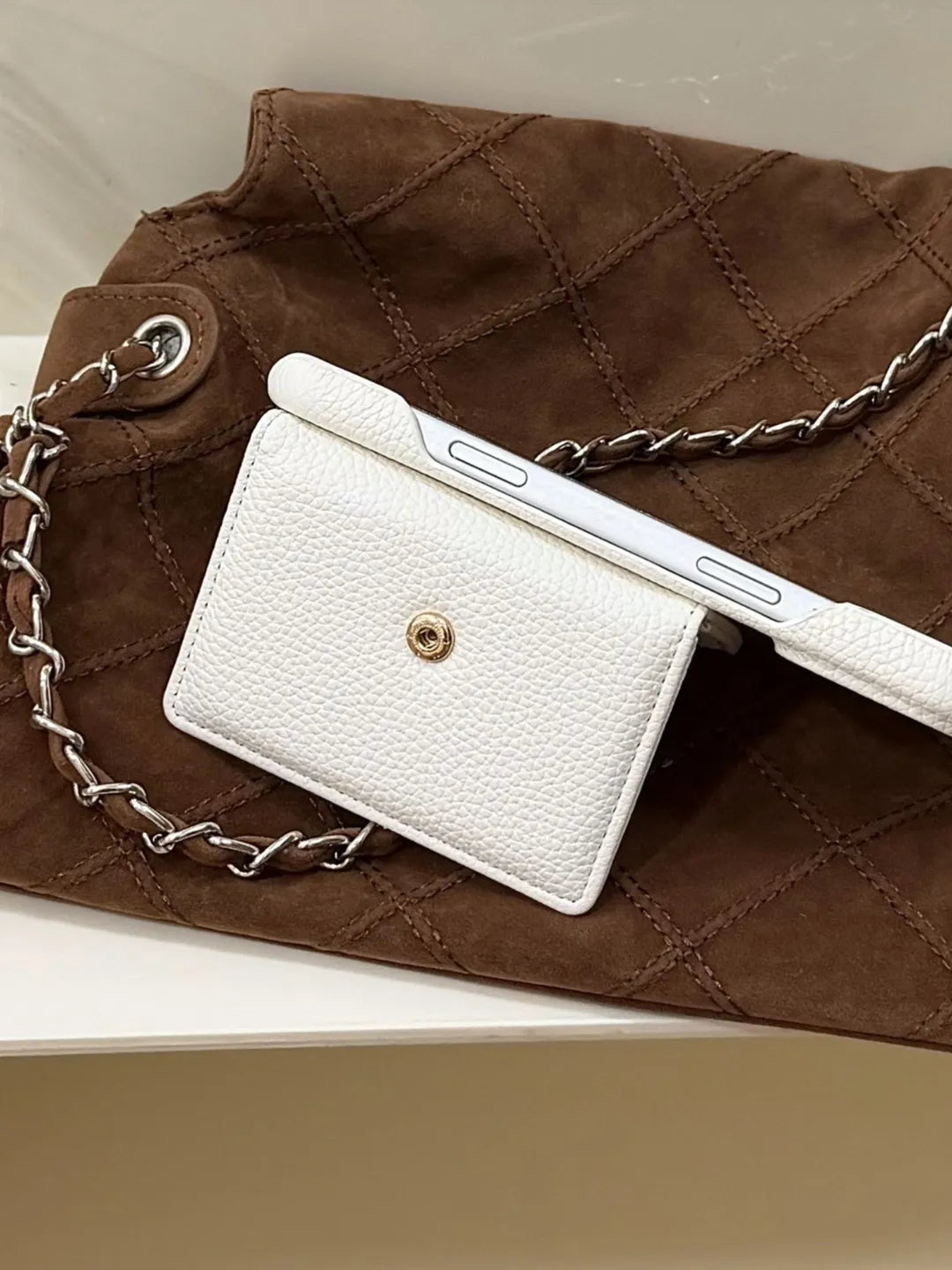 Aveline Wallet Case