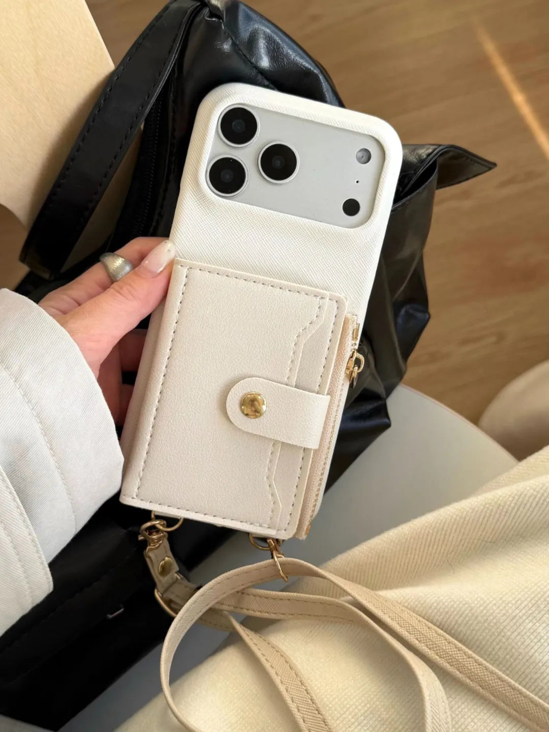 Solenne Wallet Case