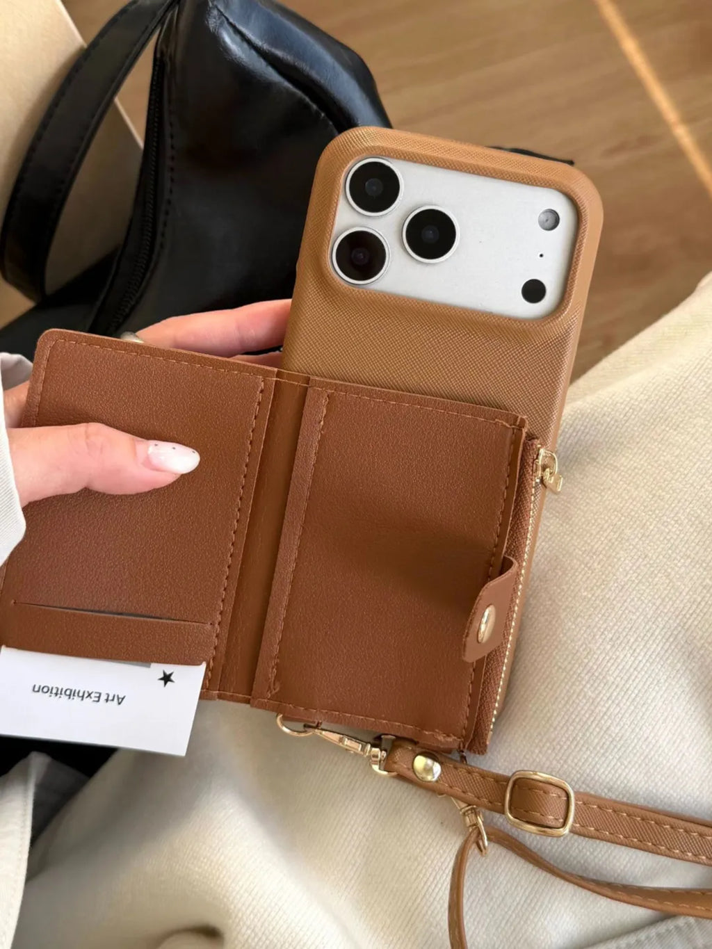 Solenne Wallet Case