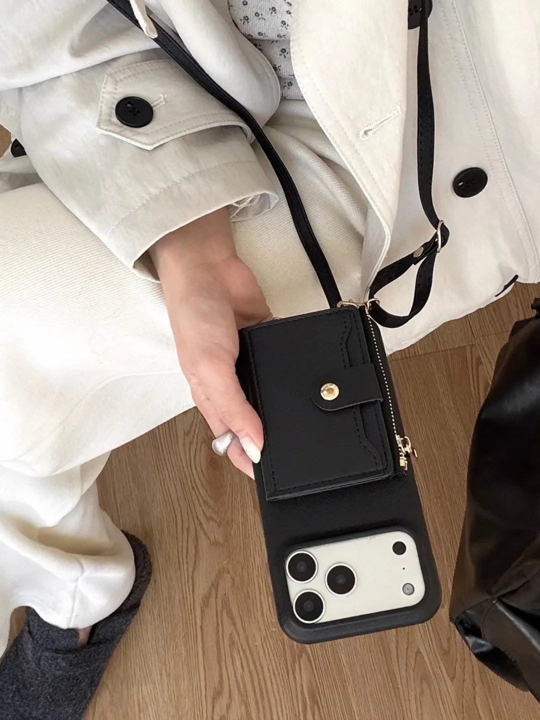 Solenne Wallet Case