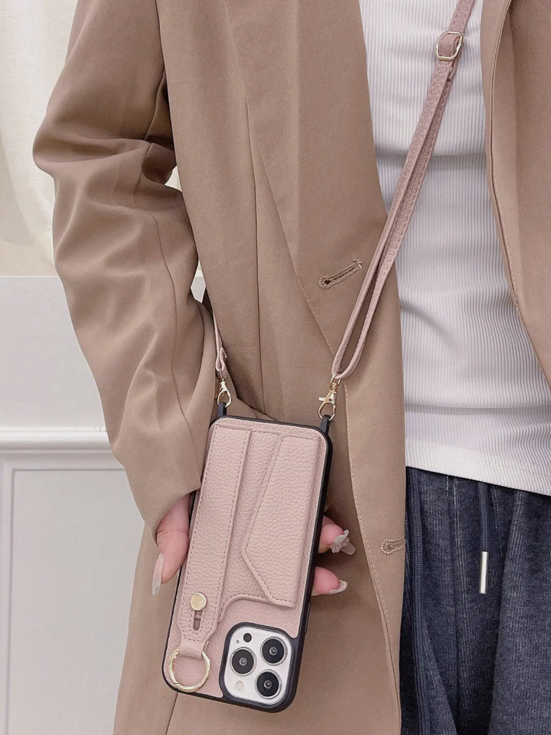 Arvess Crossbody Case