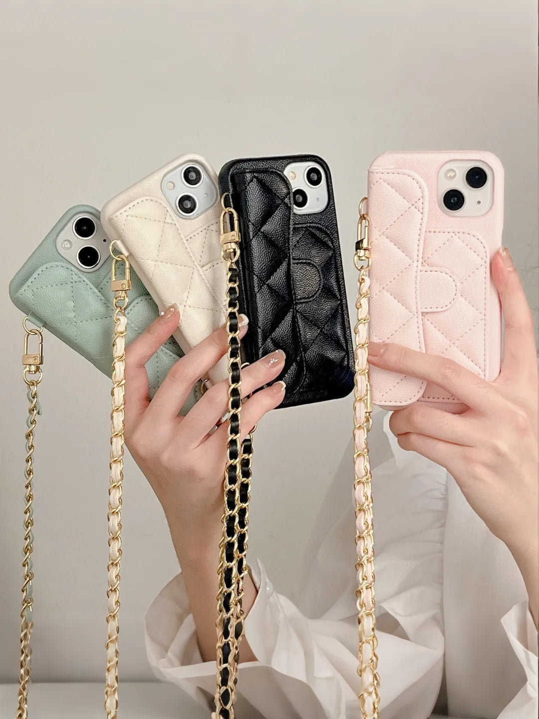 Caldris Chain Case