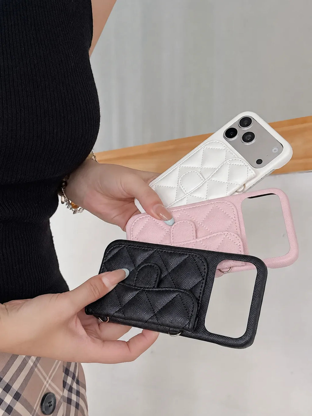 Auvren Wallet Case