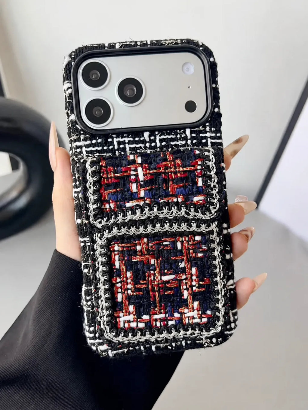 Auvren Pocket Case