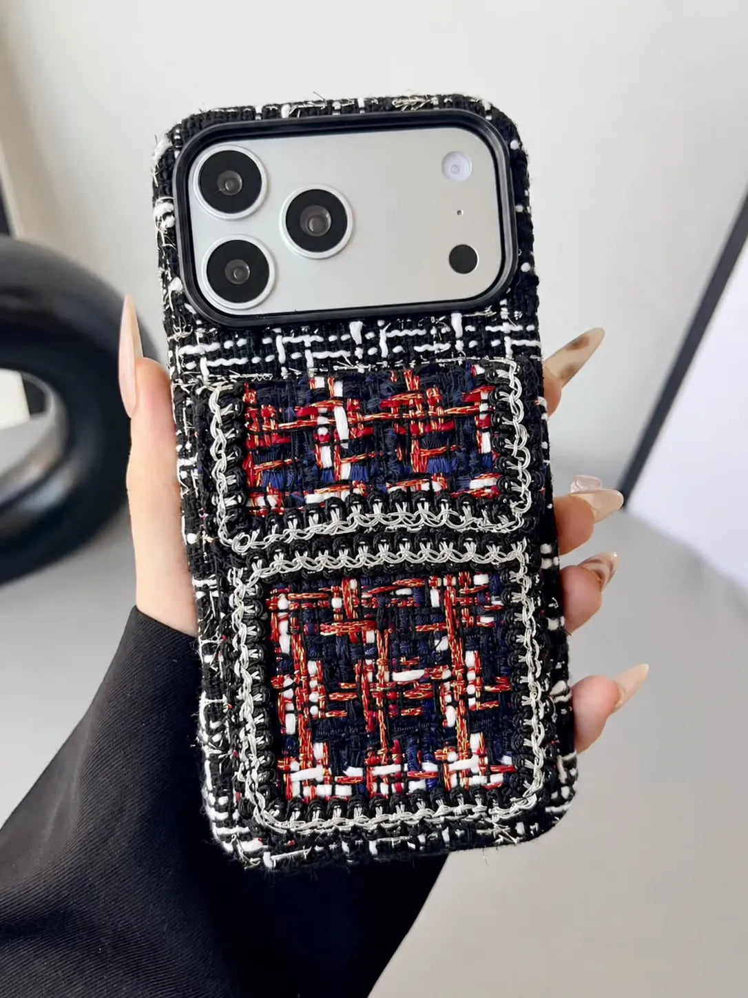 Auvren Pocket Case