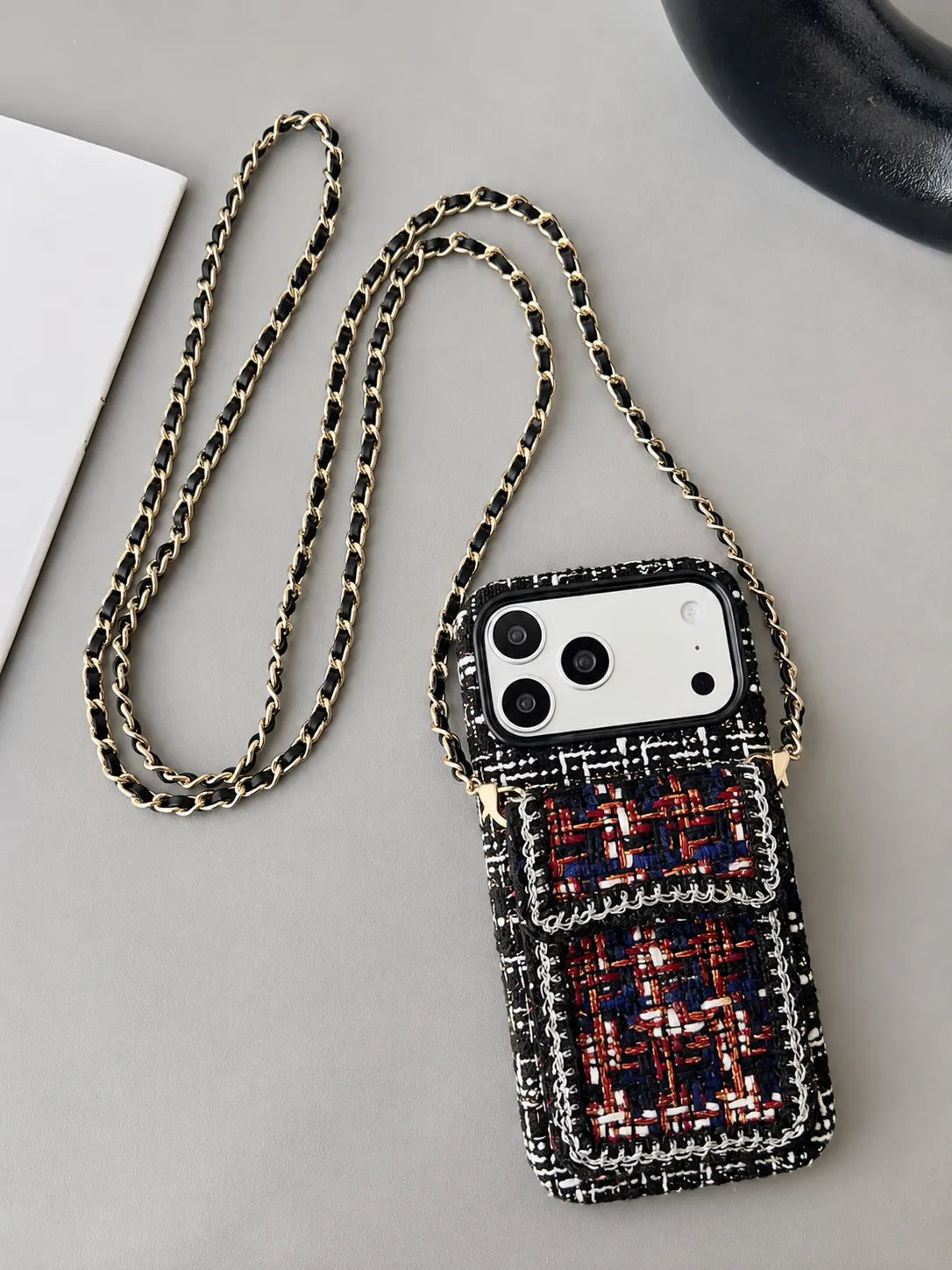 Auvren Pocket Case